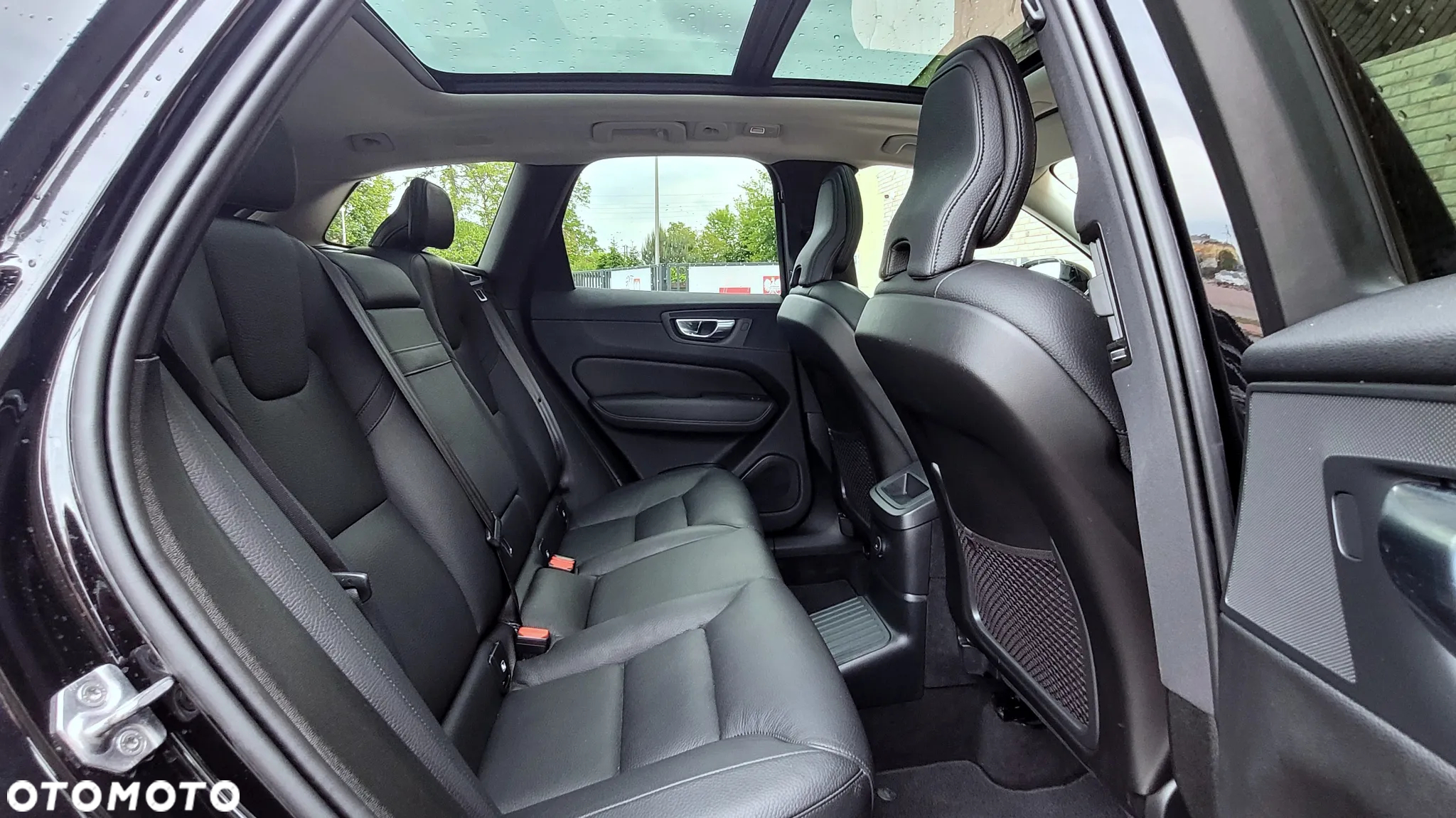 Volvo XC 60 T6 AWD Plug-In Hybrid Inscription - 13