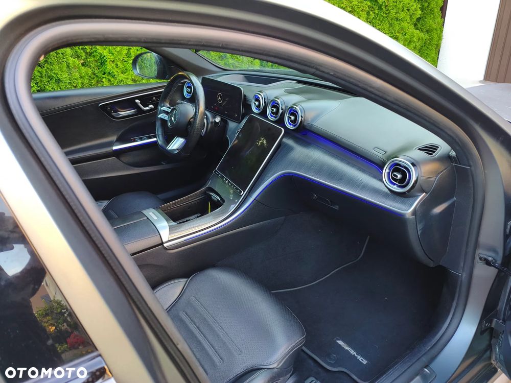 Mercedes-Benz Klasa C 220 d 9G-TRONIC AMG Line Plus - 28