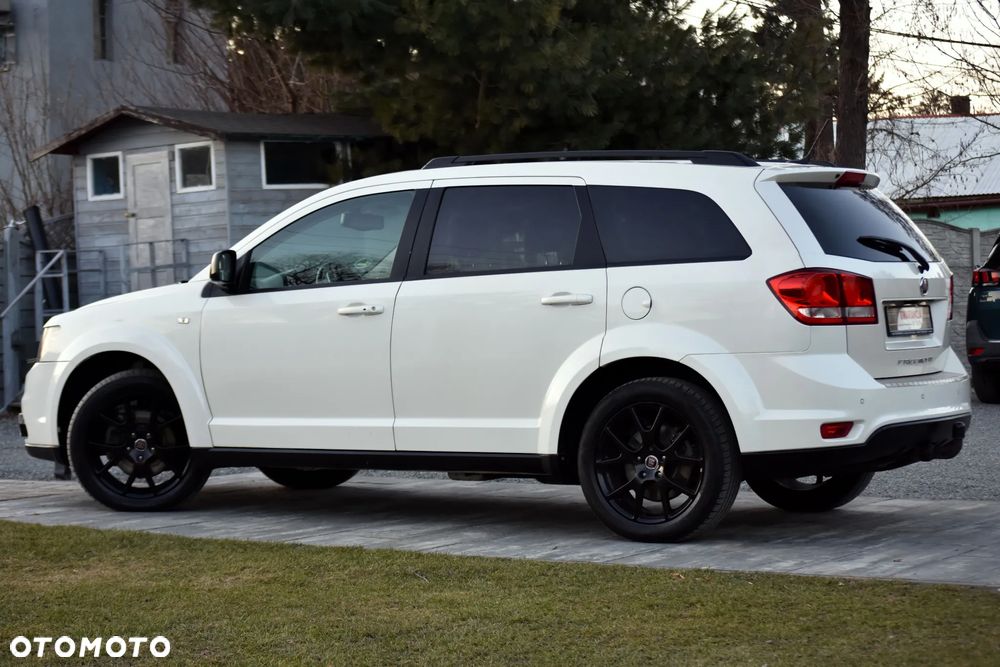 Fiat Freemont 2.0 Multijet 16V DPF Automatik Allrad Black Code - 13