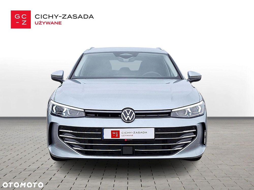 Volkswagen Passat Variant - 2