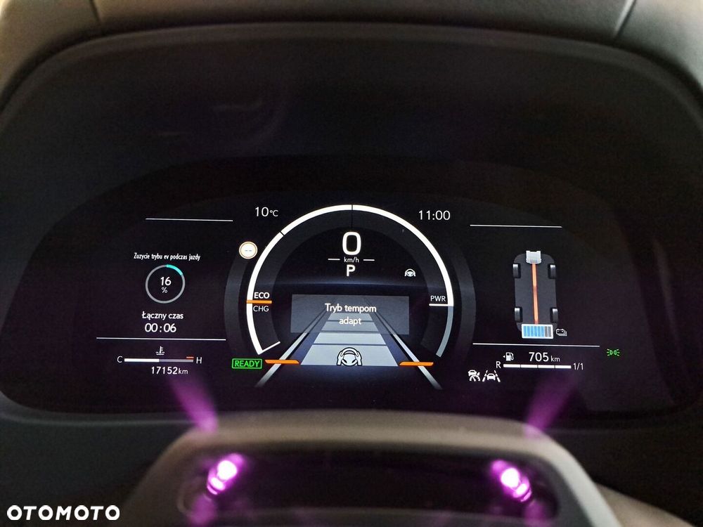 Lexus UX - 33
