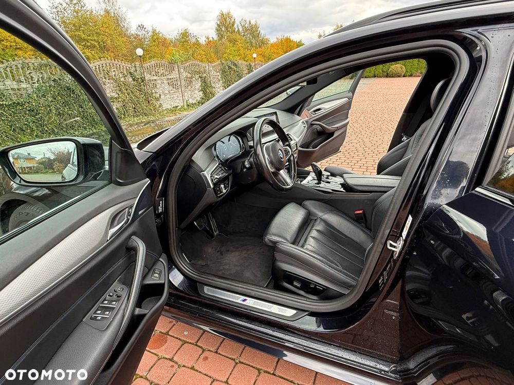 BMW Seria 5 520d Touring M Sport Edition - 26