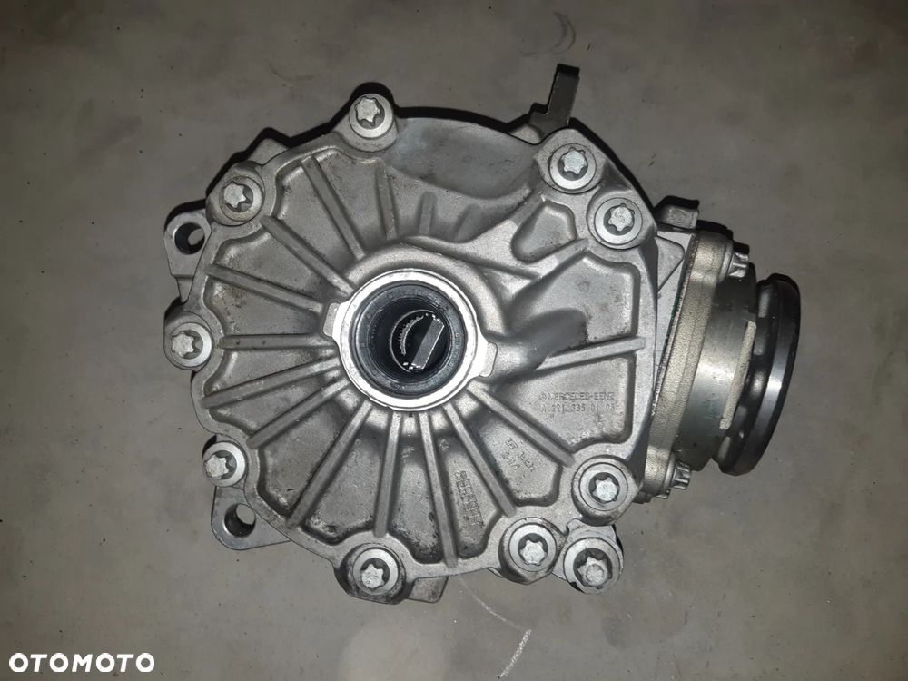 MOST PRZEDNI DYFER Mercedes GLC 2213300902 46/15 3.07 - 1