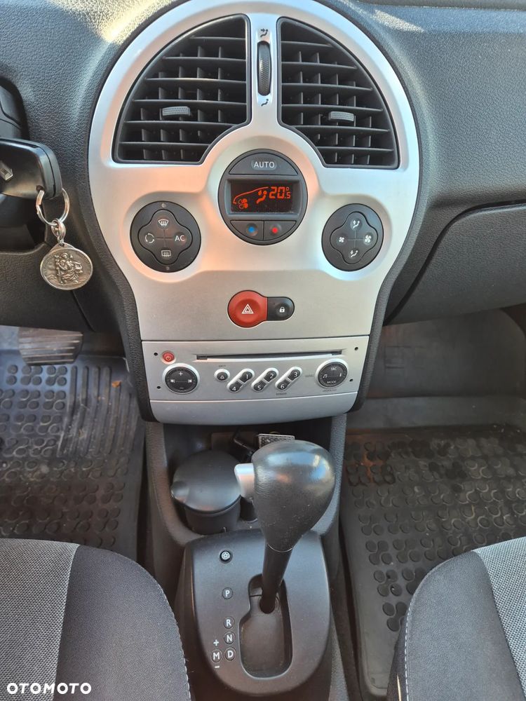 Renault Modus Grand 1.6 16V ESP Dynamique - 10