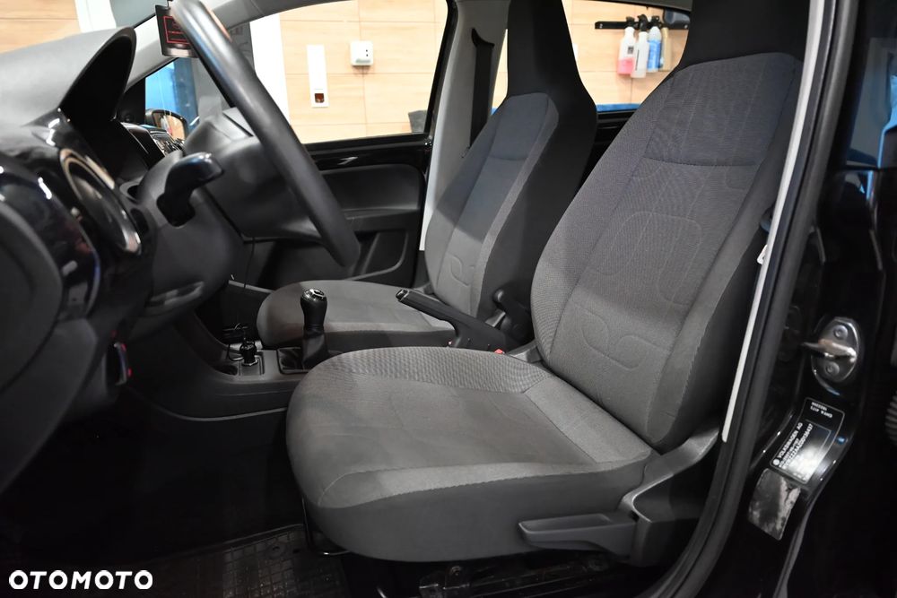 Volkswagen up! 1.0 move - 16