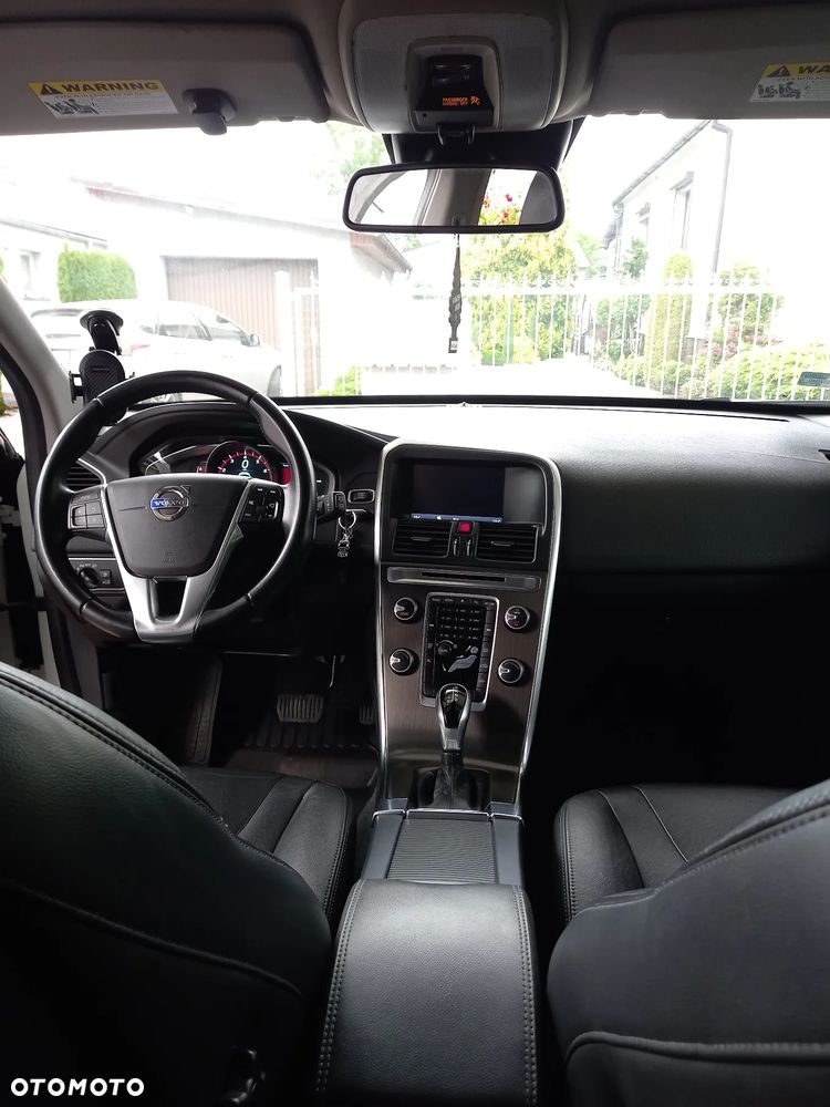 Volvo XC 60 - 8
