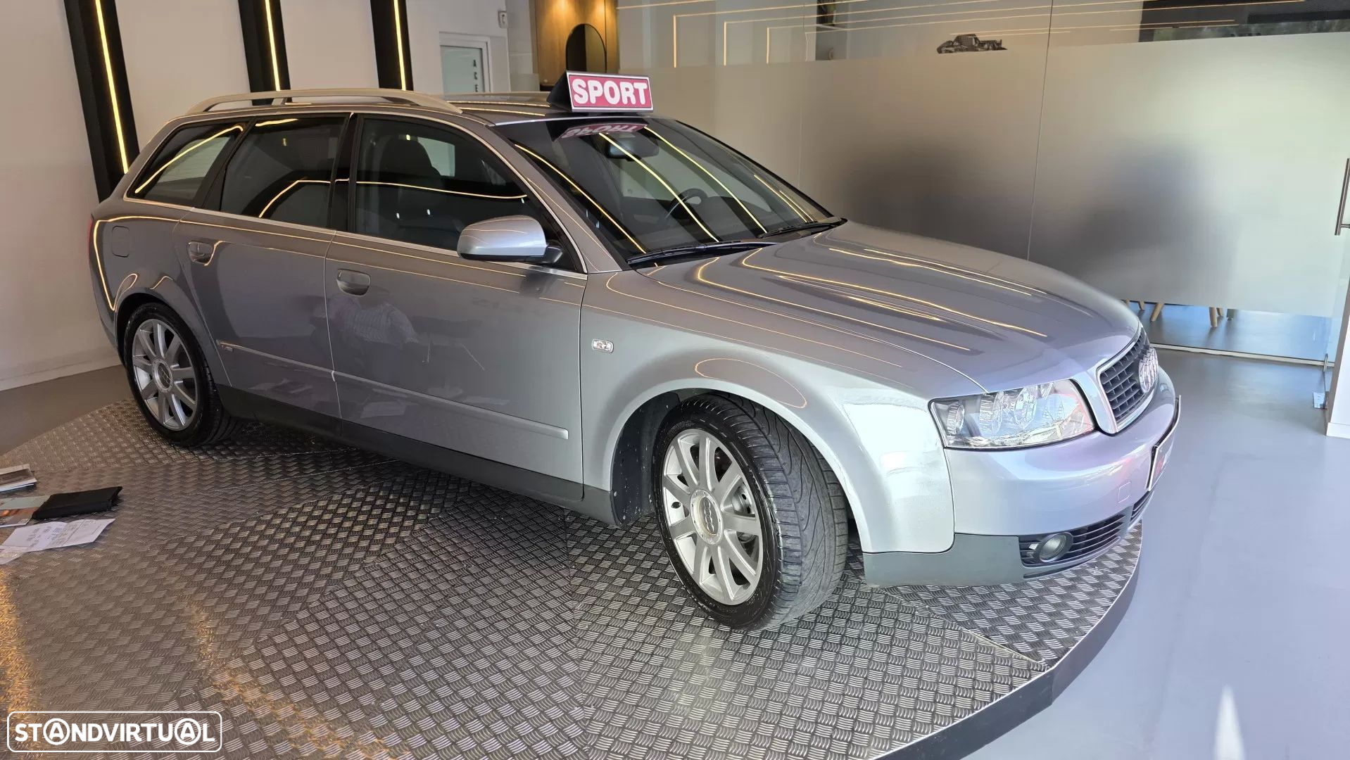 Audi A4 Avant 1.8 T S-line - 19