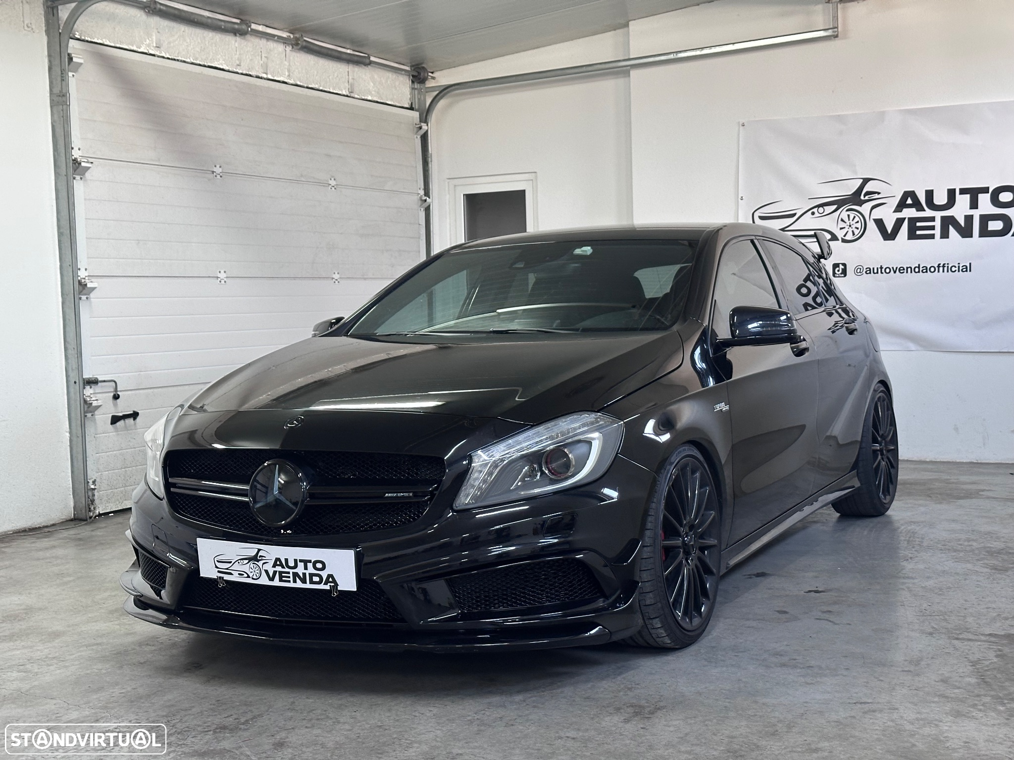 Mercedes-Benz A 45 AMG 4Matic Speedshift 7G-DCT Edition 1 - 3
