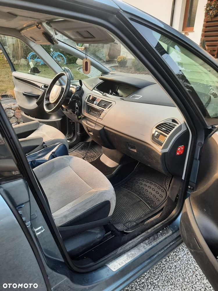 Citroën C4 Grand Picasso 2.0 16V EGS6 Exclusive - 1