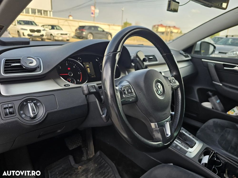 Volkswagen Passat Variant 2.0 TDI BlueMotion Technology Highline DSG - 8