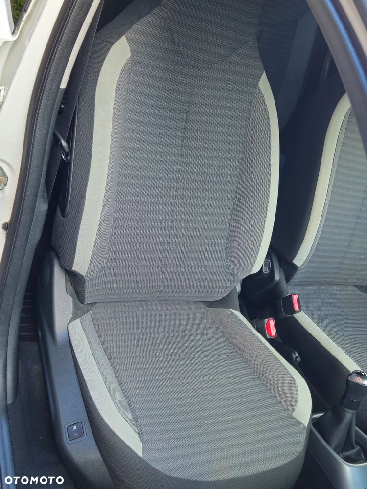 Toyota Aygo x-cite - 15