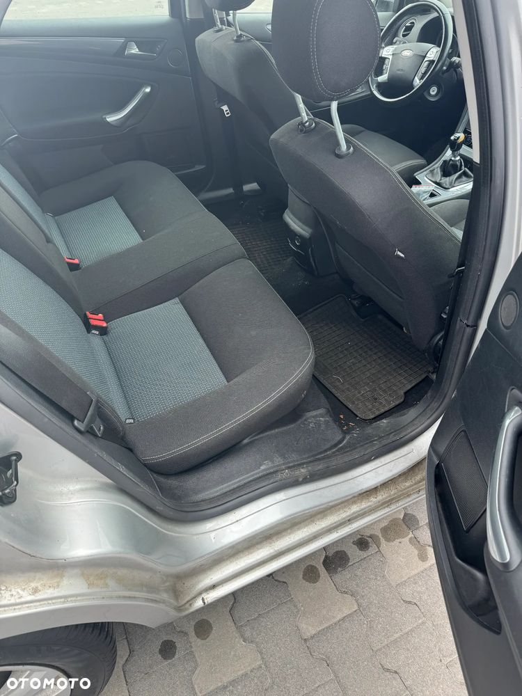 Ford Mondeo 1.6 TDCi Trend - 15
