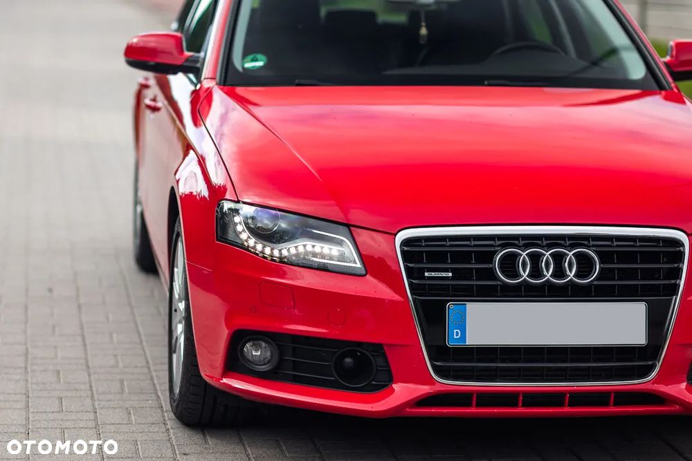 Audi A4 Avant - 1