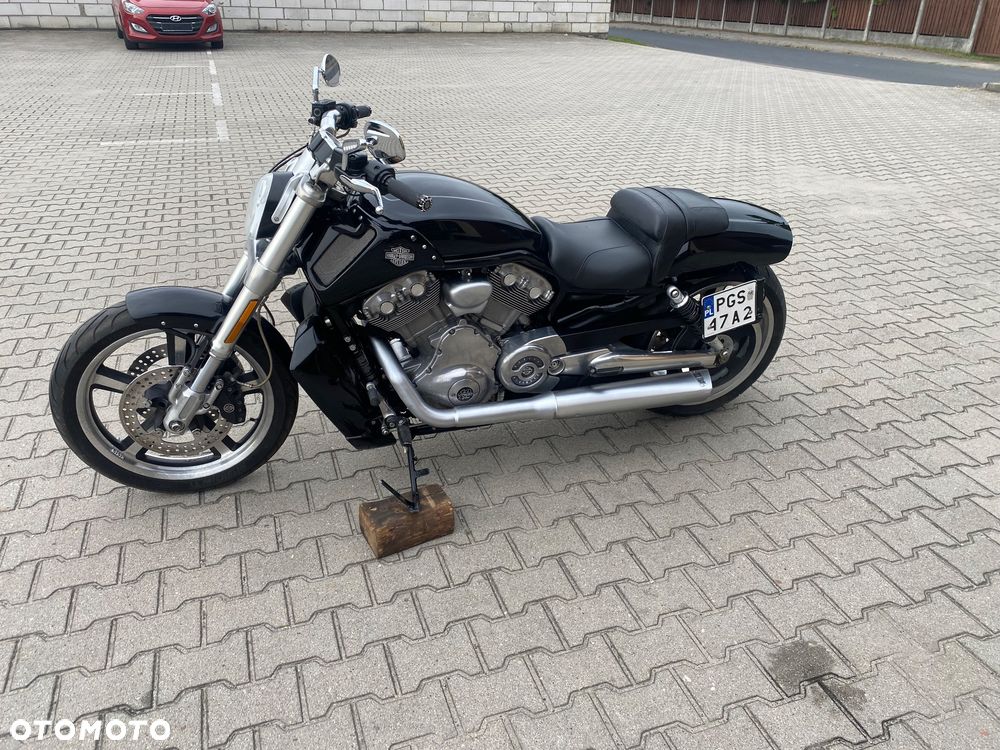 Harley-Davidson V-Rod Muscle - 4