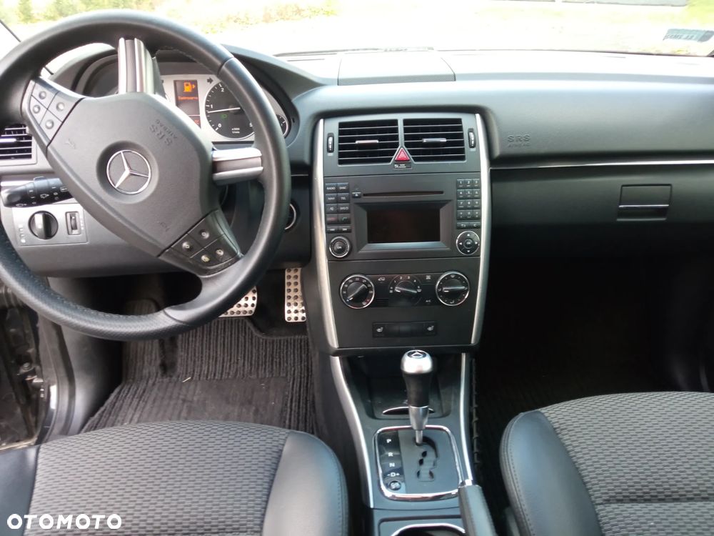 Mercedes-Benz Klasa B 180 CDI Autotronic - 11
