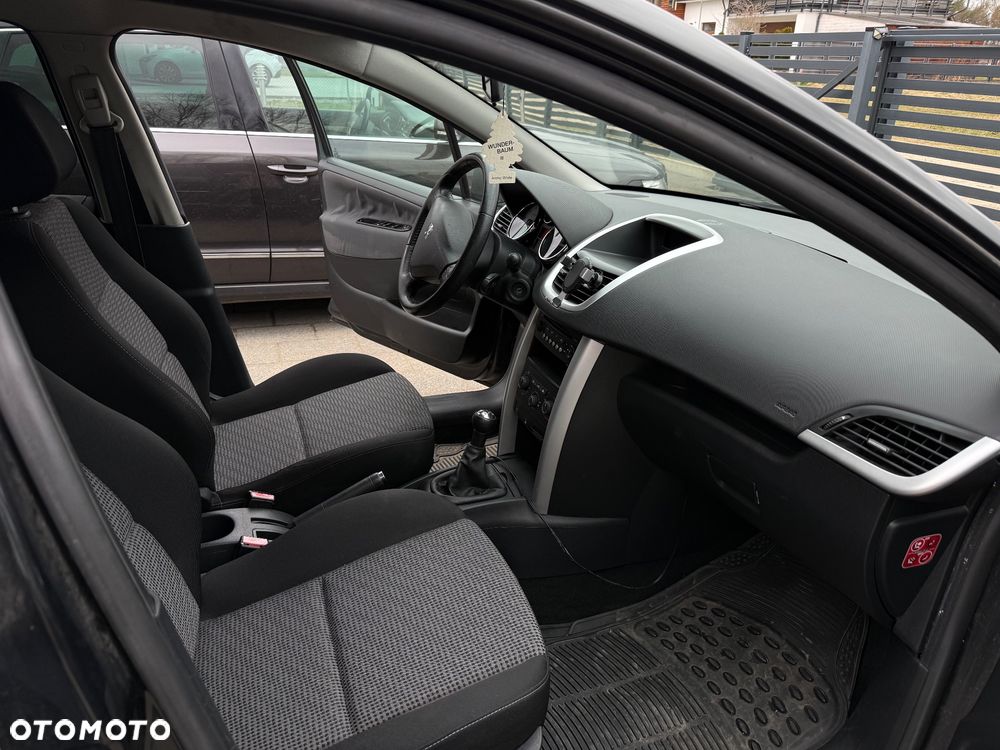 Peugeot 207 1.4 Trendy - 12