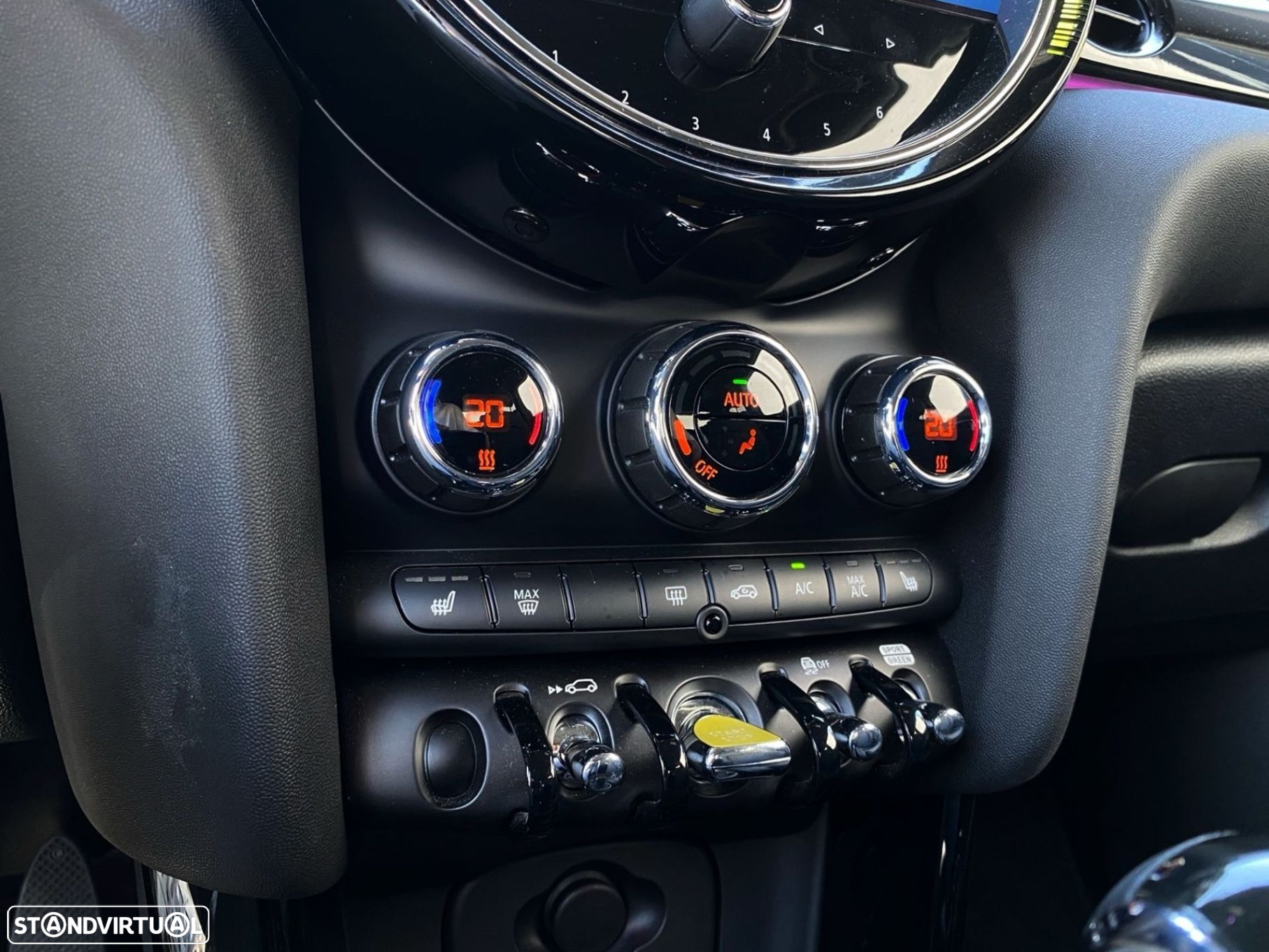 MINI 3 Portas Cooper SE Premium Extra Classic - 12
