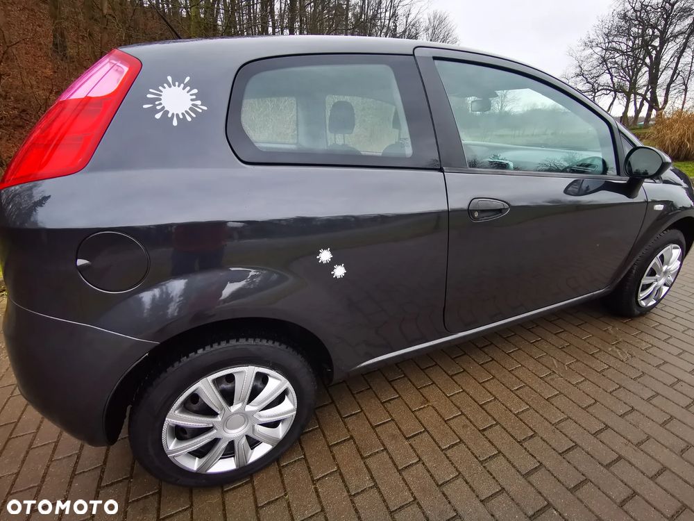 Fiat Grande Punto 1.4 8V Dualogic Dynamic - 2