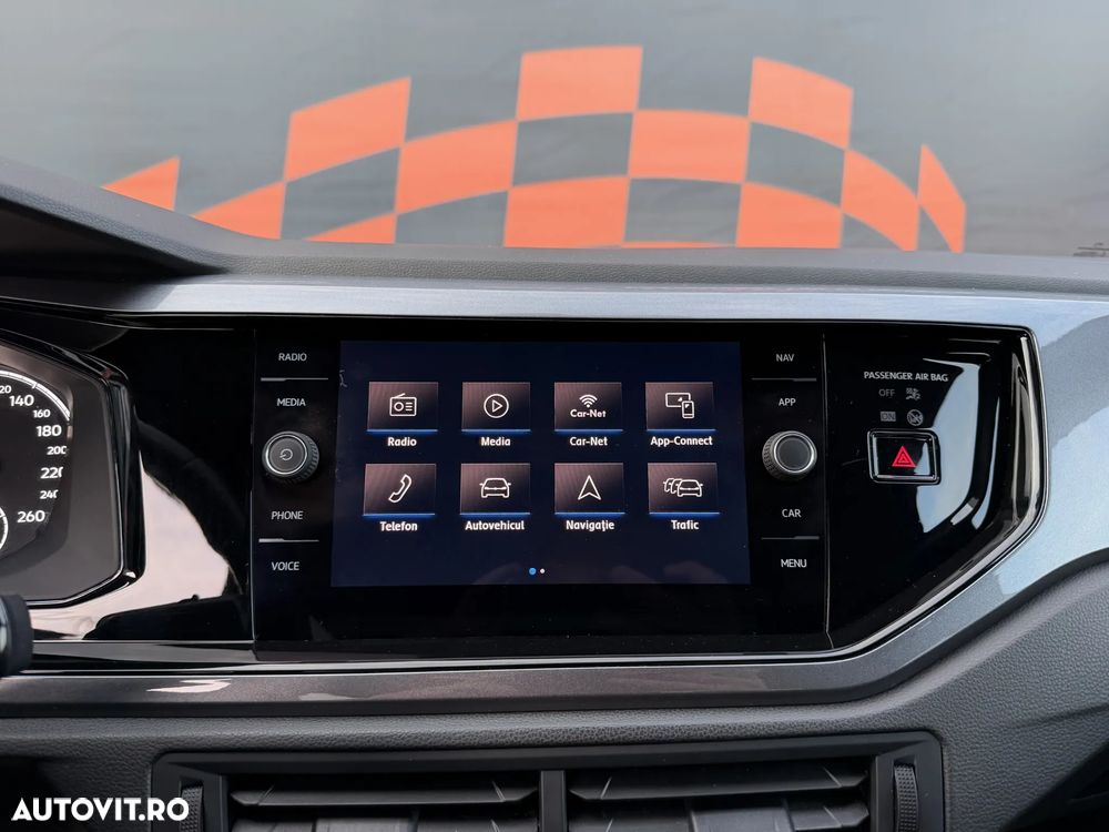 Volkswagen Polo 1.6 TDI SCR Highline - 23