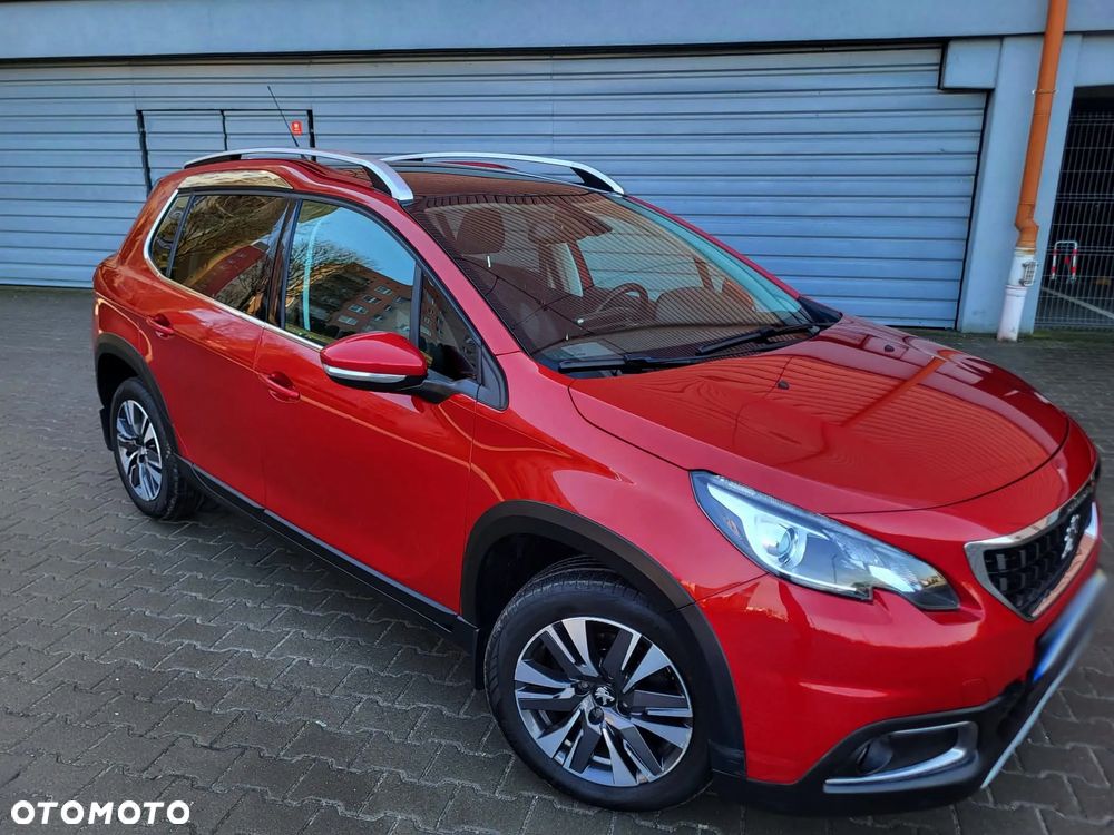 Peugeot 2008 BlueHDi 100 STOP & START Allure - 14