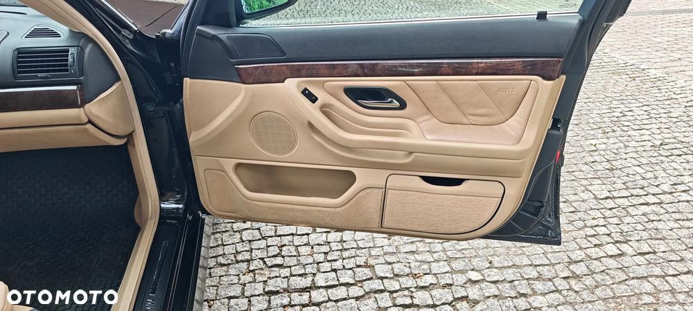 BMW Seria 7 - 5
