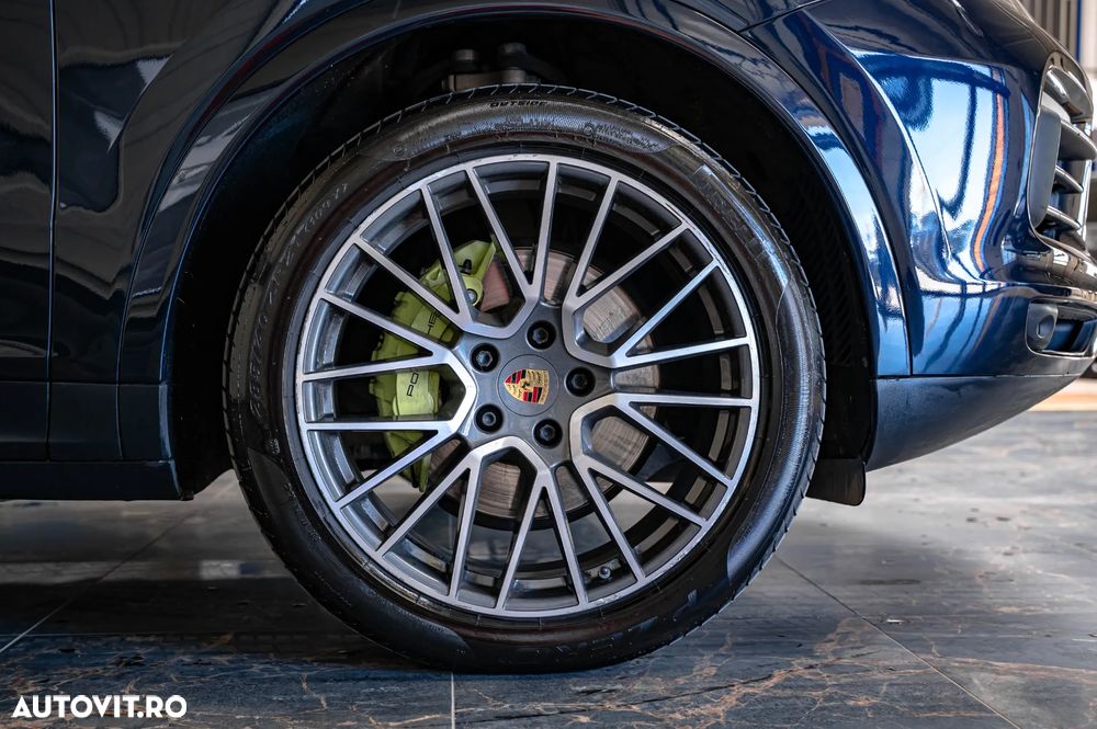 Porsche Cayenne E-Hybrid Tiptronic S - 24