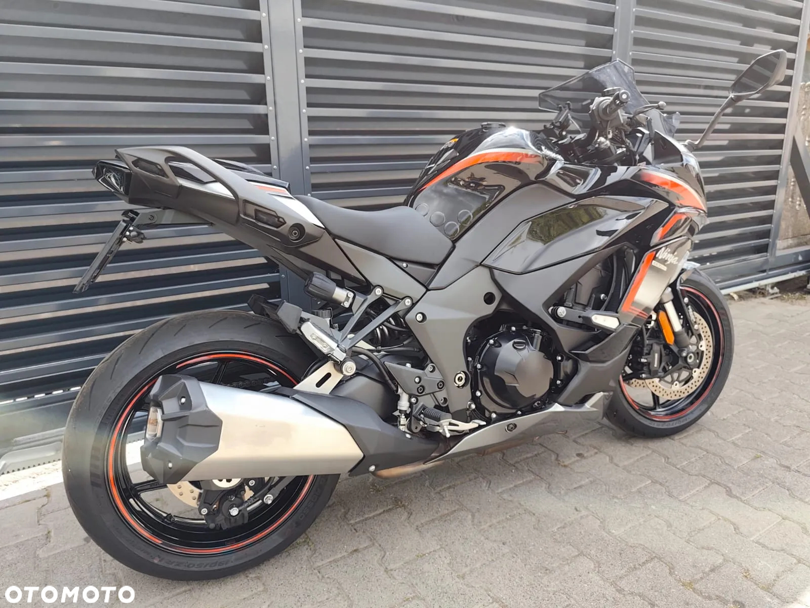 Kawasaki Ninja 1000 SX - 39
