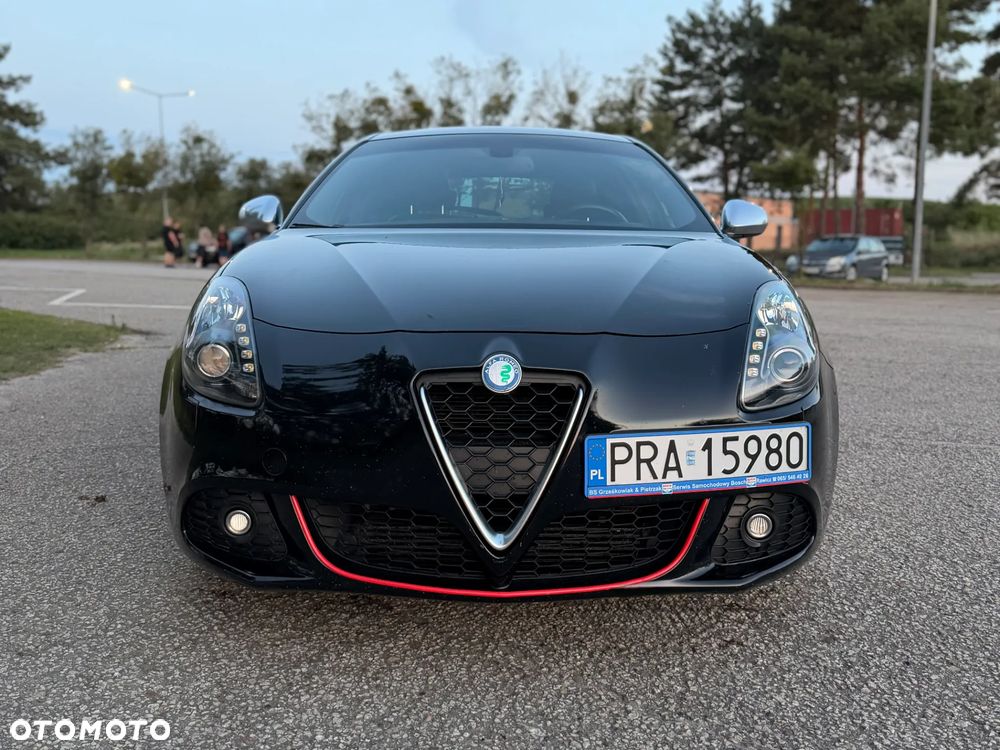 Alfa Romeo Giulietta 1.8 TBi 16V Quadrifoglio Verde - 2