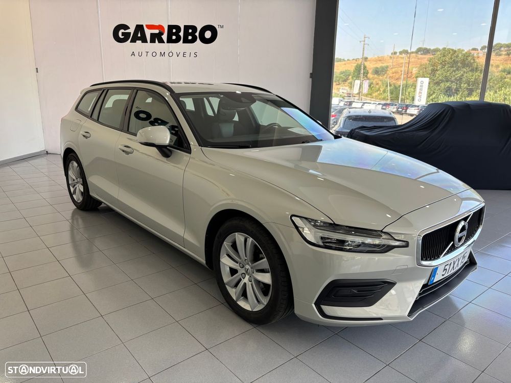 Volvo V60 2.0 D3 Momentum - 3