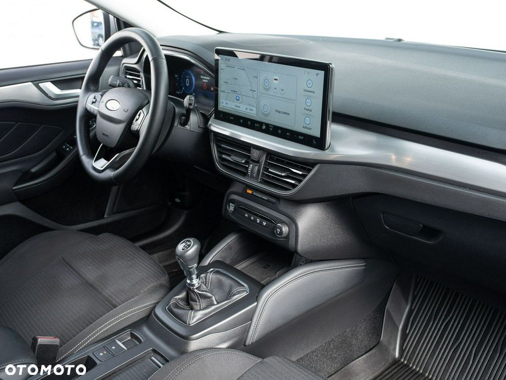 Ford Focus - 29