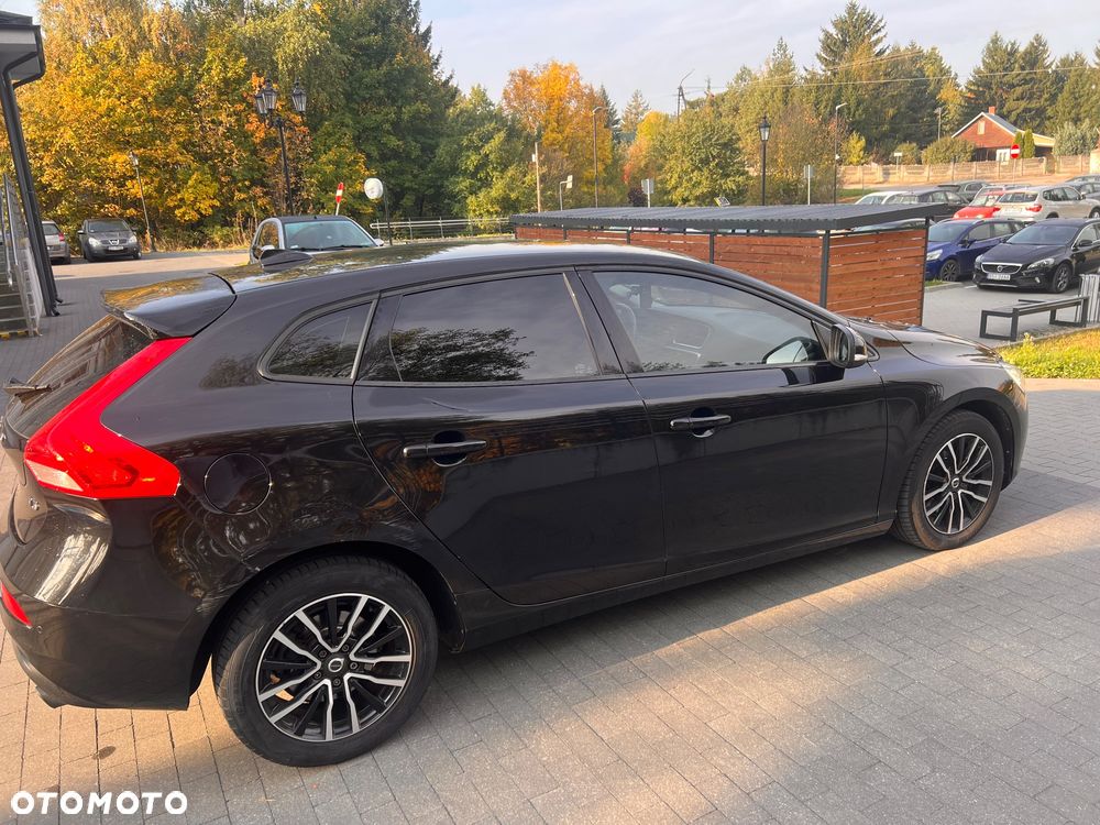 Volvo V40 T3 Drive-E Momentum - 6
