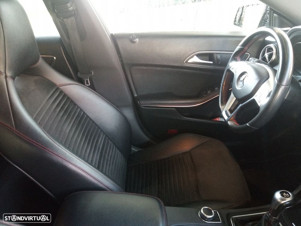 Mercedes-Benz CLA 180 (CDI) d AMG Line - 15