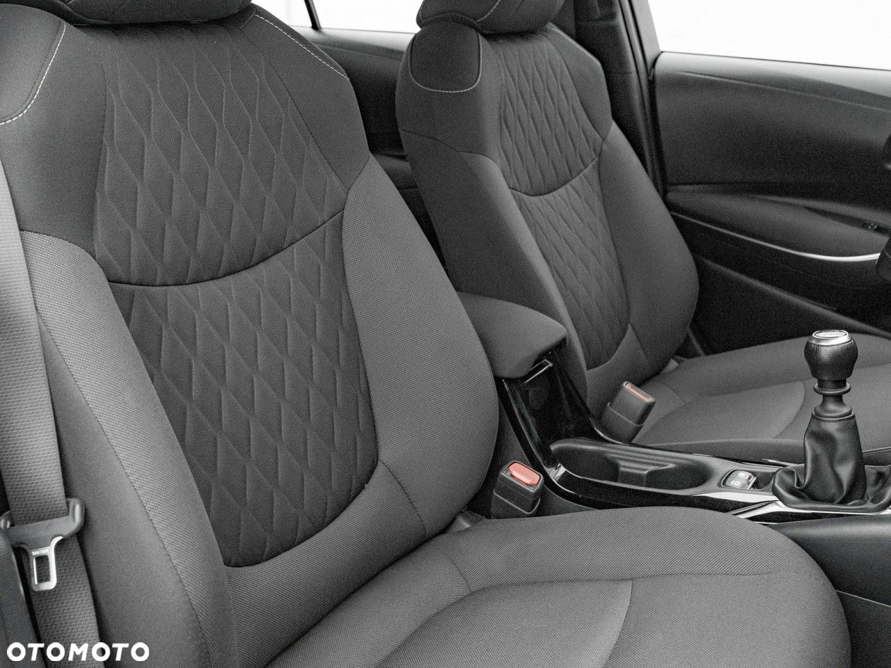 Toyota Corolla 1.5 Comfort - 32
