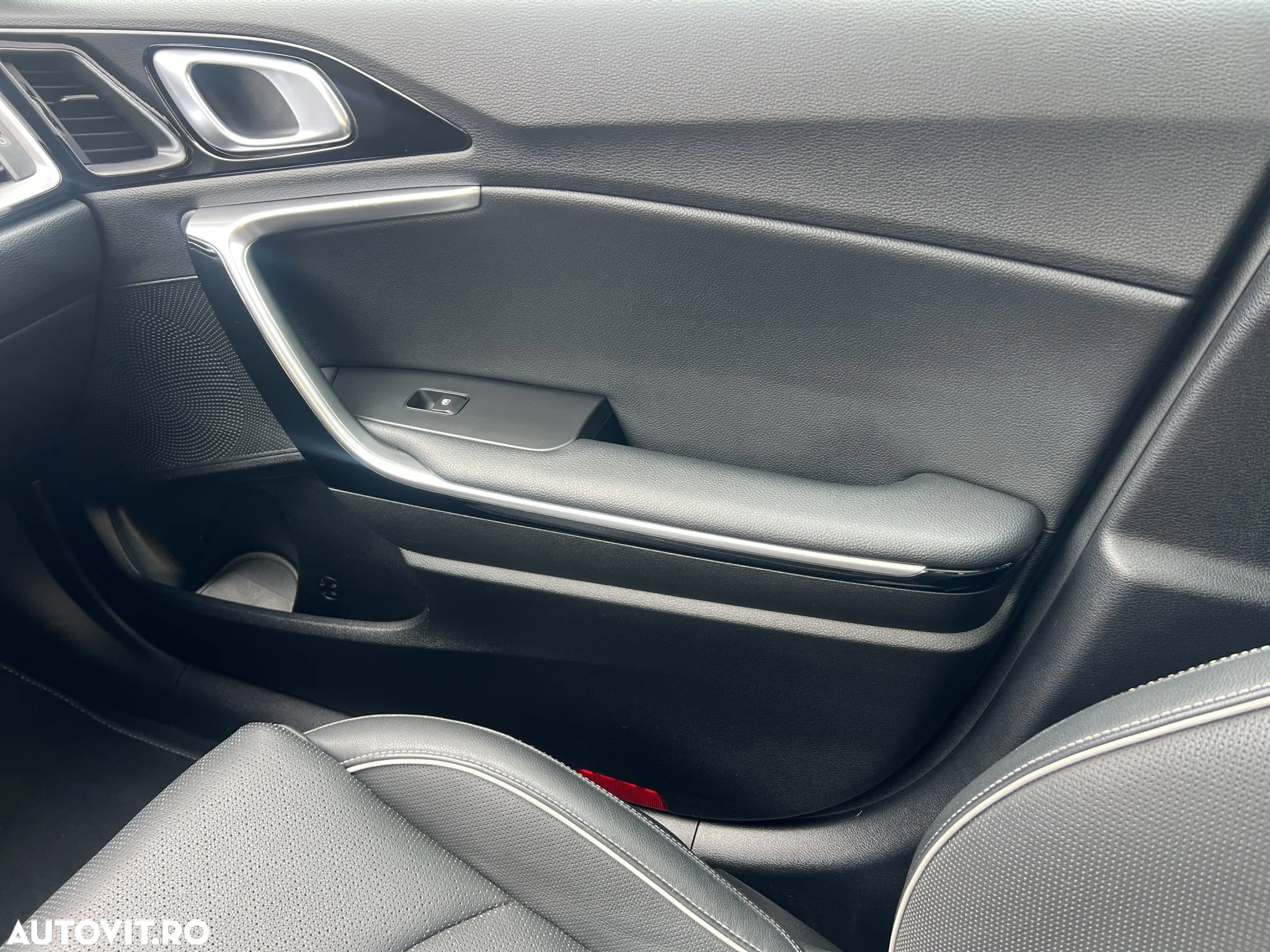 Kia XCeed 1.6 GDI DCT6 OPF Plug-in-Hybrid PLATINUM - 19