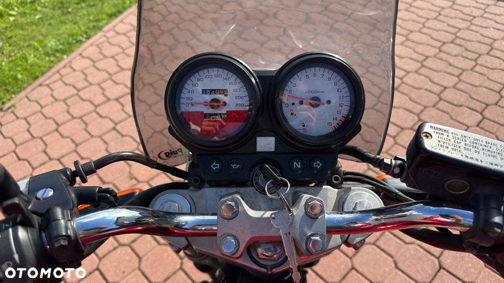 Honda Hornet - 7