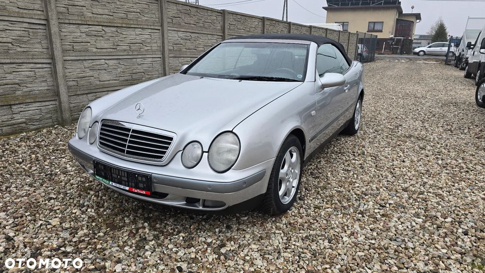 Mercedes-Benz CLK - 1