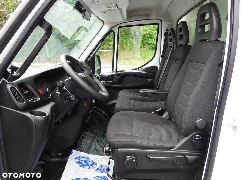 Iveco DAILY 35C15 KONTENER CHŁODNIA -12*C ZASILANIE 230V TEMPOMAT KLIMATYZACJA BLIŹNIACZE KOŁA  150KM - 29