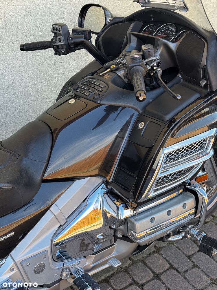 Honda GL - 9