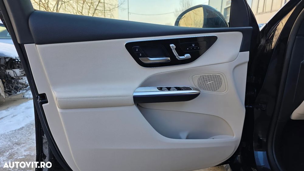 Mercedes-Benz GLC 200 4Matic 9G-TRONIC Avantgarde Advanced - 10