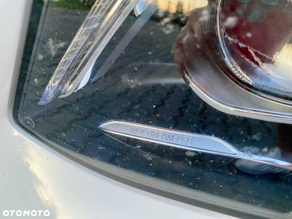 Mercedes-Benz Klasa E 220 d Coupe 4-Matic 9G-TRONIC - 26