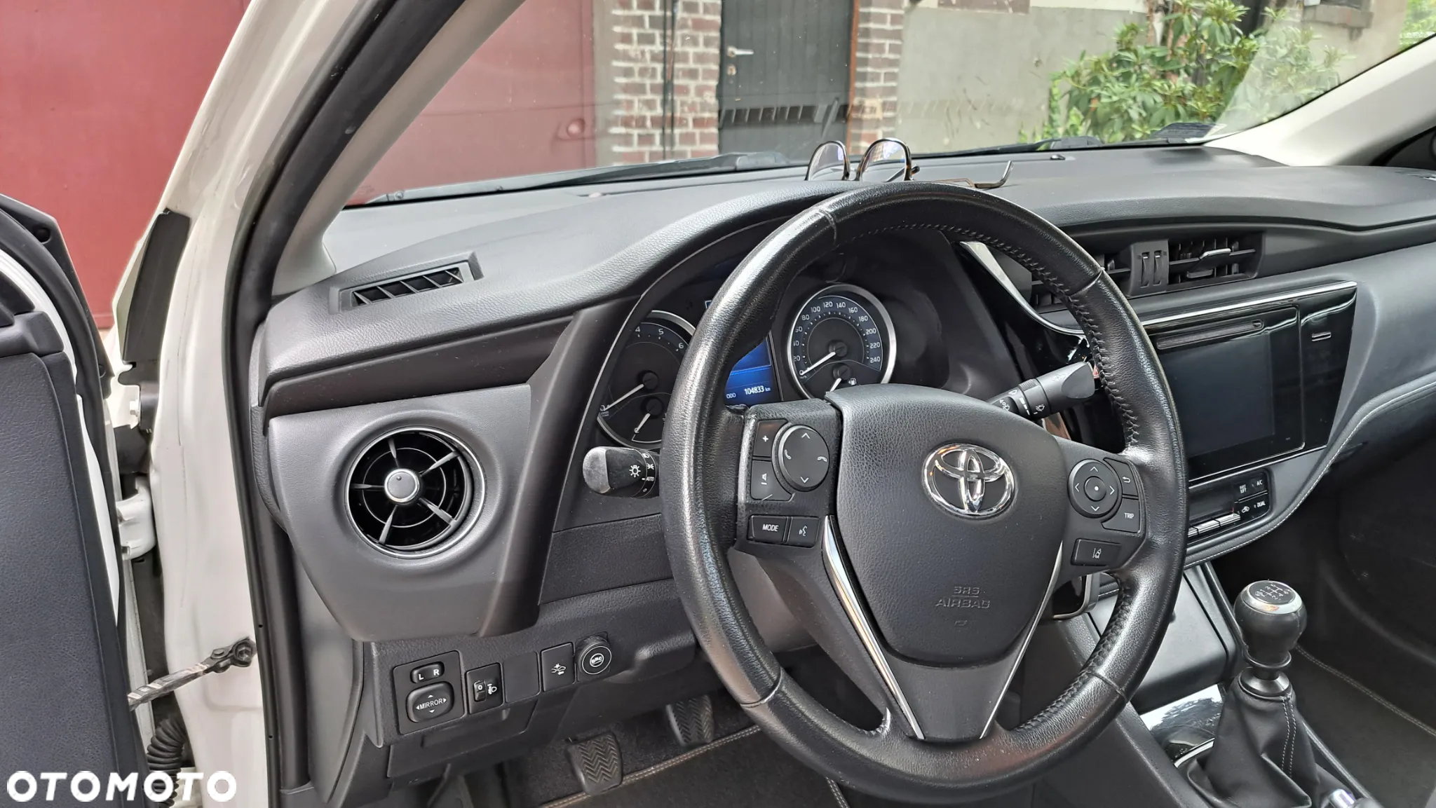 Toyota Corolla 1.6 Comfort - 13