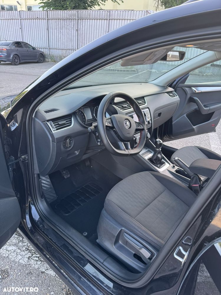Skoda Octavia 2.0 TDI Tour - 8