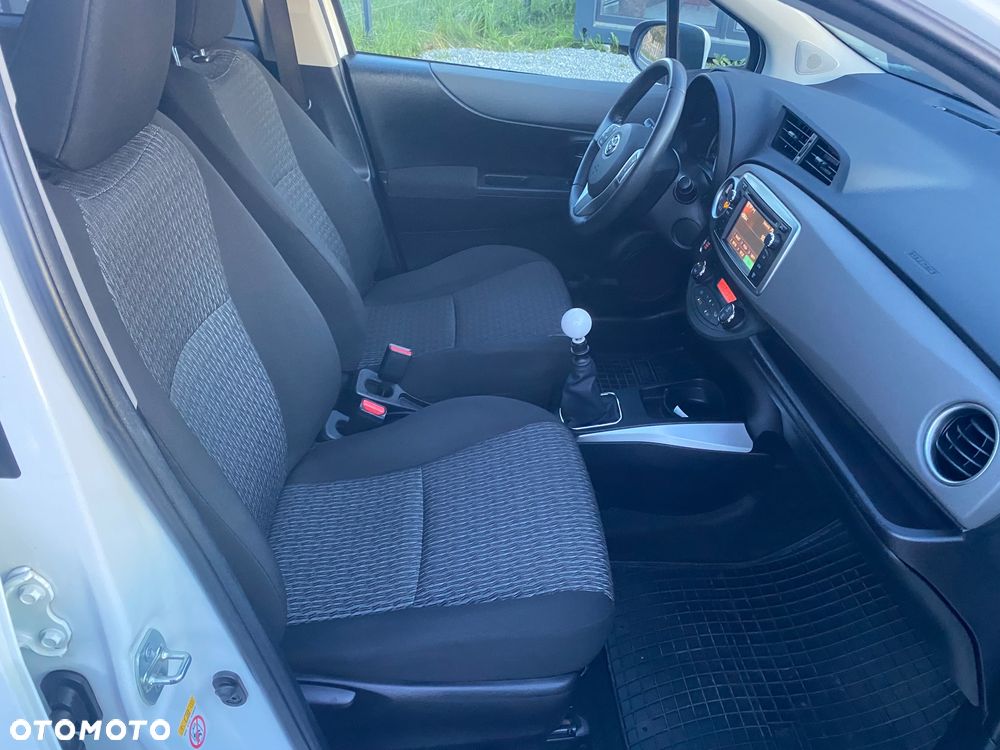 Toyota Yaris 1.33 VVT-i Edition 2014 - 28