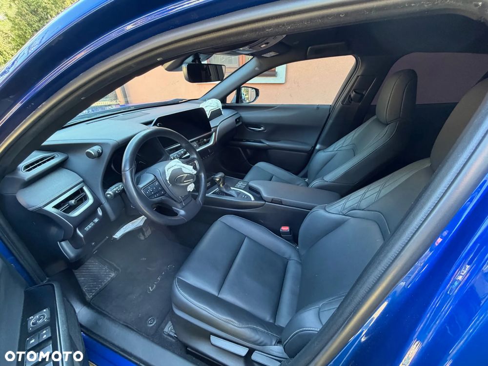 Lexus UX 250h F Sport 2WD - 28