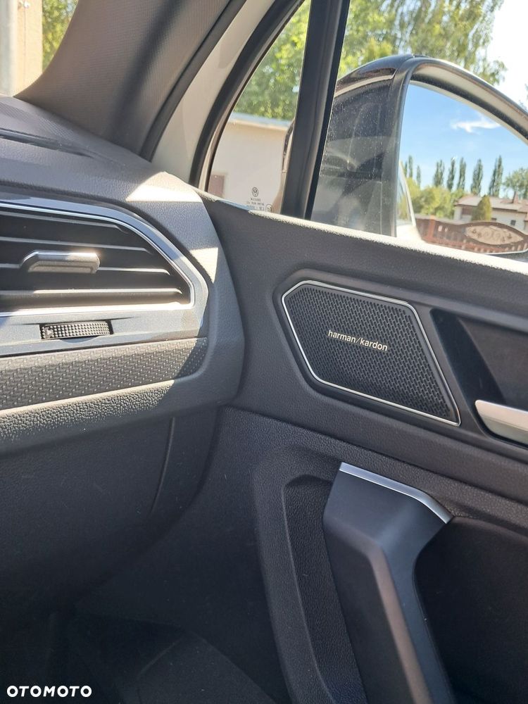 Volkswagen Tiguan 2.0 TDI SCR 4MotION DSG R-Line - 15
