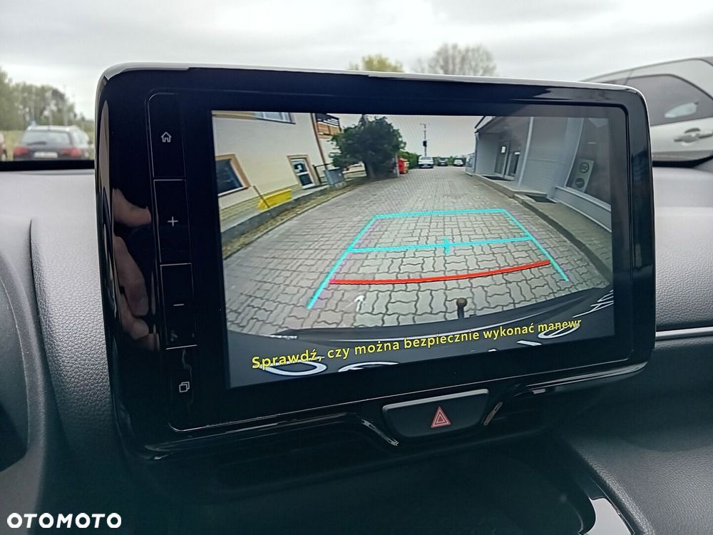 Toyota Yaris Cross Hybrid 1.5 Comfort 4x4 - 17