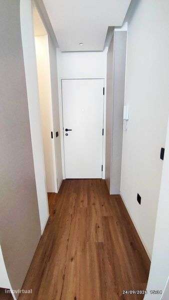 Apartamento Arrendar J/ Mercado Bolhão - Grande imagem: 3/9