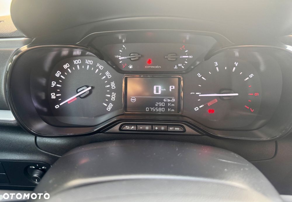 Citroën C3 1.2 PureTech Shine EAT6 - 13