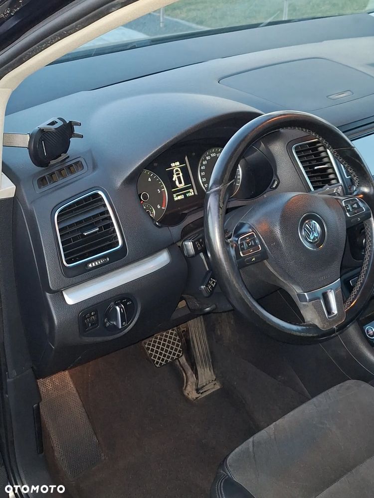 Volkswagen Sharan 2.0 TDI Highline DSG - 18