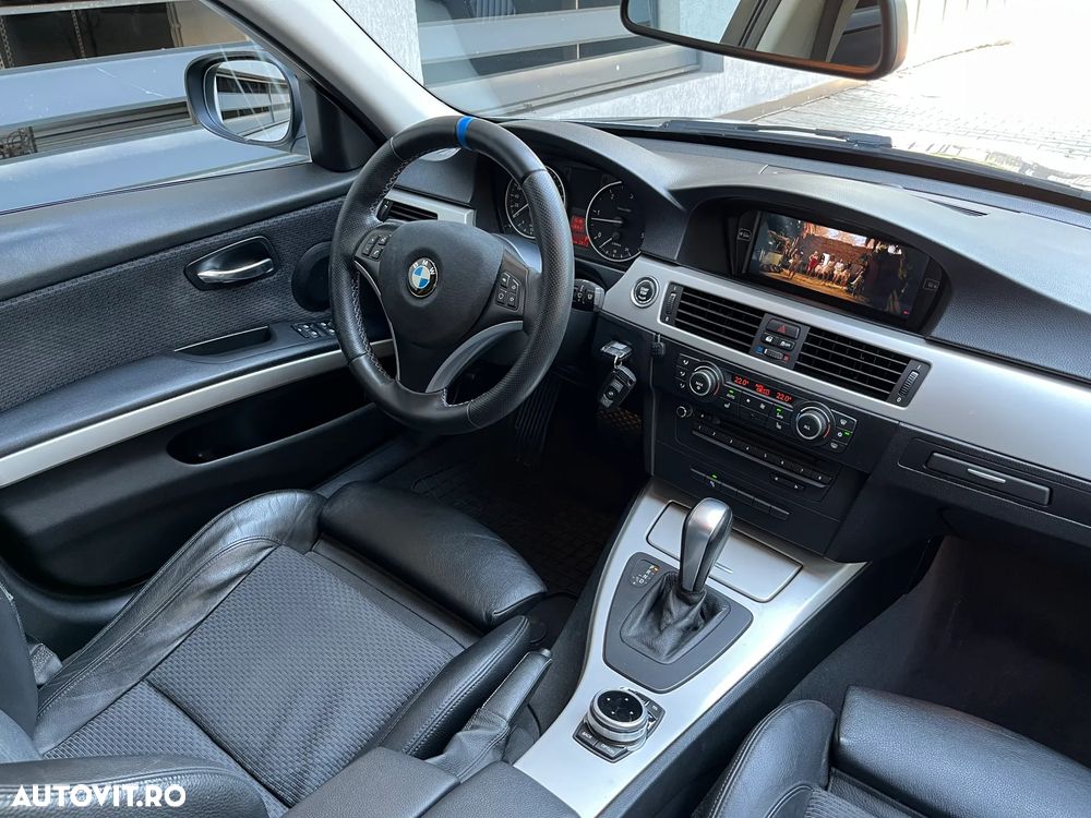 BMW Seria 3 320d DPF Aut. Edition Sport - 8